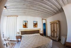 Superior Inconfidentes Colonial