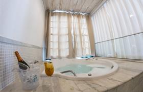 Superior Inconfidentes com Hidro do Ville Real Hotel