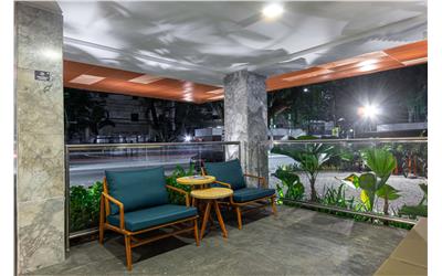 Varanda entrada do hotel