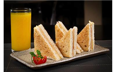 Sanduiche Room Service