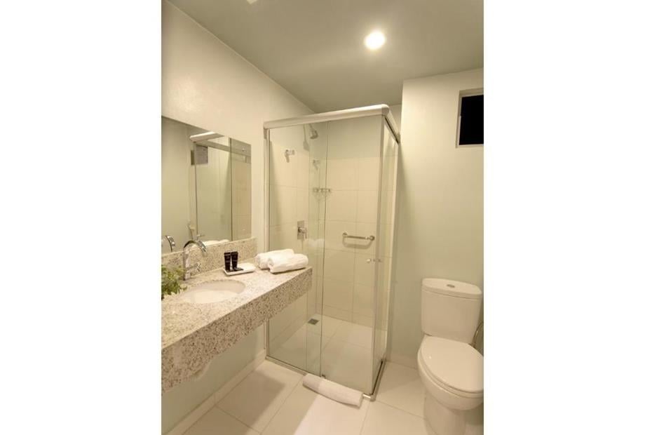 quarto deluxe com 2 camas de solteiro-3.jpg