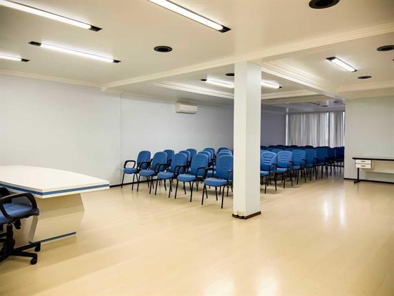 tri-hotel-xanxerê---sala-azul_optimized.jpg