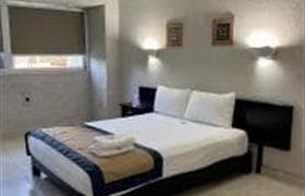 Standard 1 bed of Hotel Caribe Internacional Cancun by Kavia