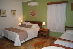 Quarto Triplo Deluxe com Varanda