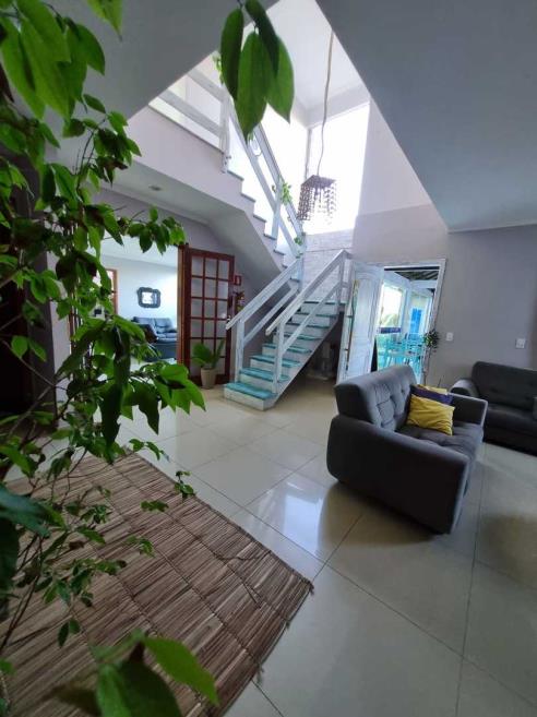 d45ab504-9905-49ae-8017-0468709c1eaa.jpg
