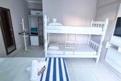 Superior Vista Piscina - Quádruplo