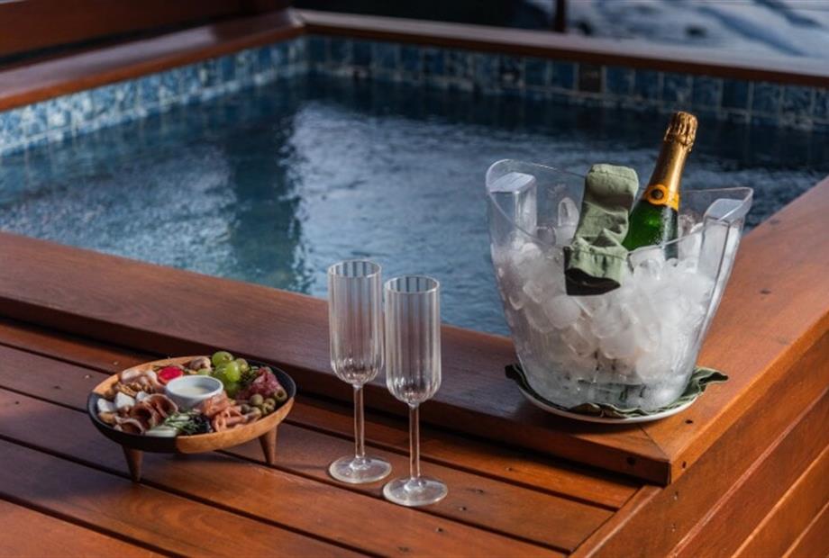 suíte 1-65_resized (pequeno).jpg