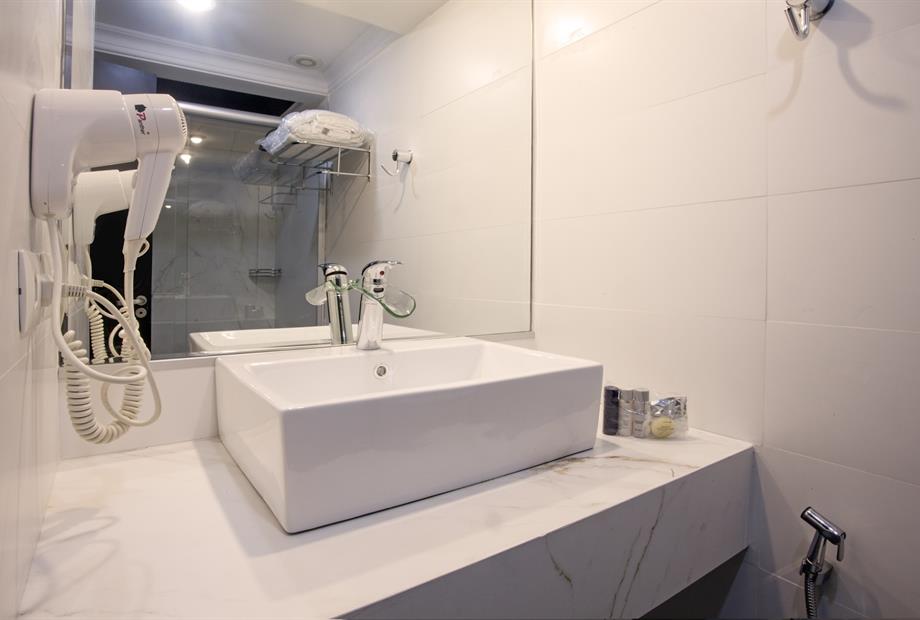 BANHEIRO STANDARD.jpg