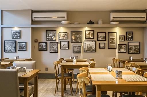 cafe-restaurante-7a4817.jpg