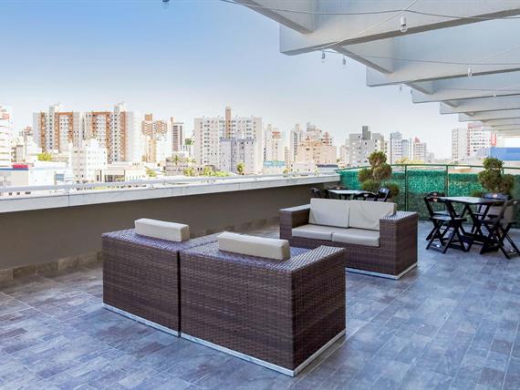 tri_premium_criciuma_piscina-7a.jpg
