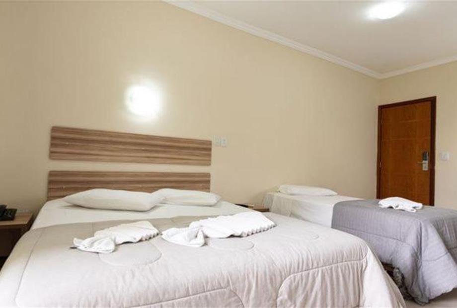 Quarto Triplo Deluxe-1.jpg