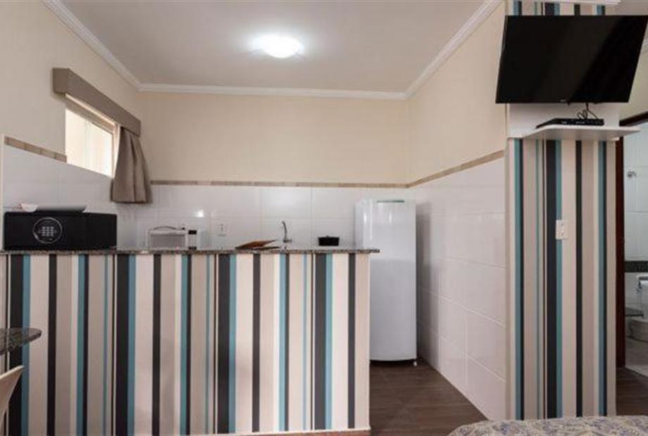 Quarto Deluxe com 2 Camas de Solteiro-3.jpg