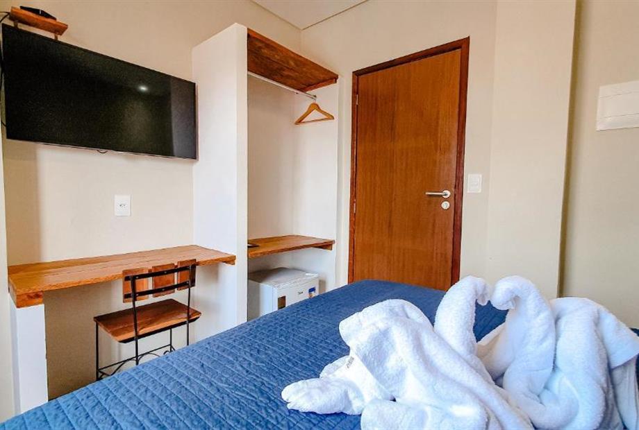 Quarto Duplo com Varanda e Vista do Mar-6.jpg