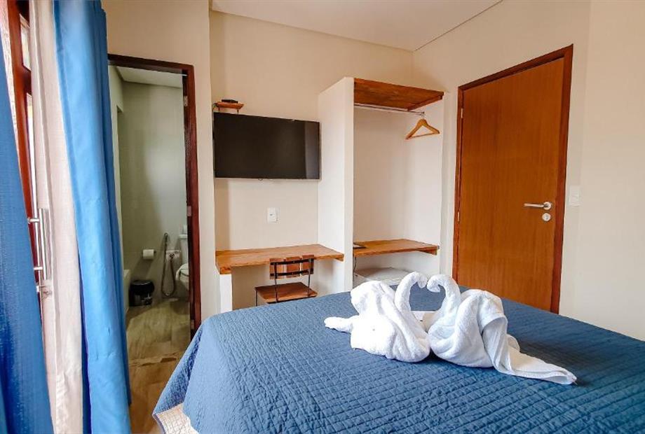 Quarto Duplo com Varanda e Vista do Mar-7.jpg