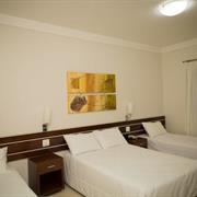 Quarto Quádruplo Família Premium