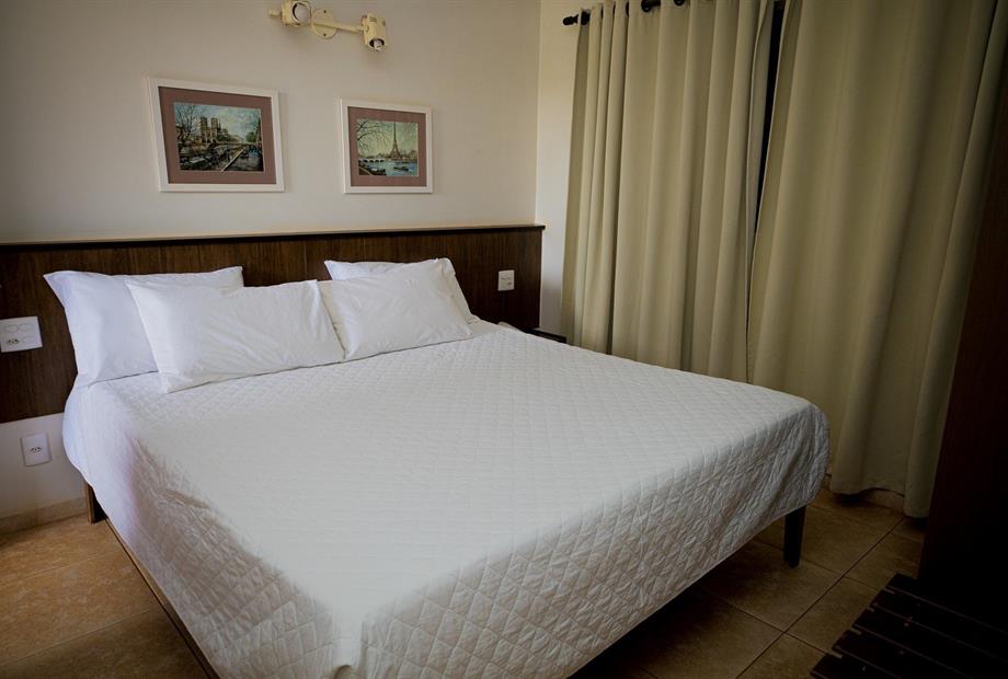 210 garden (1) - 1mb.jpg