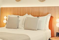 Quarto Luxo com Banheira de Hidromassagem