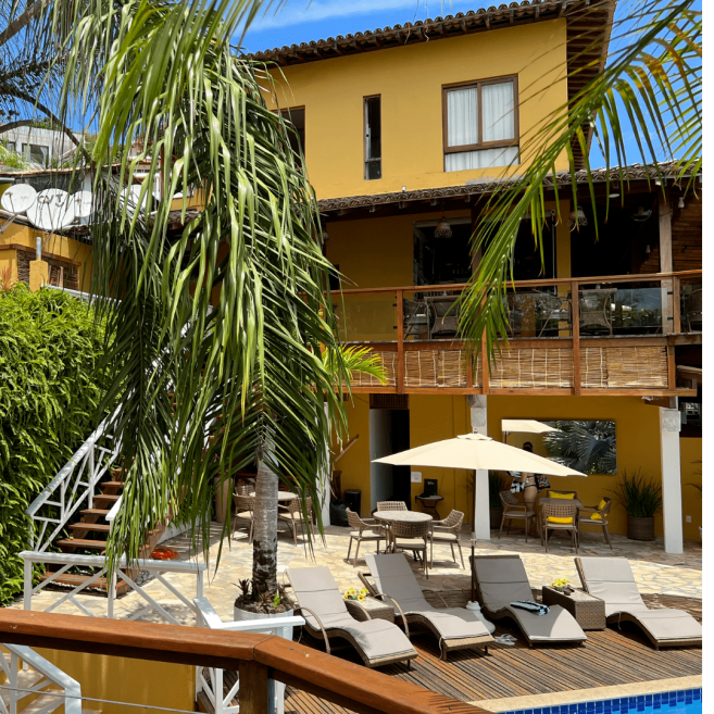 terraço restaurante e piscina.png