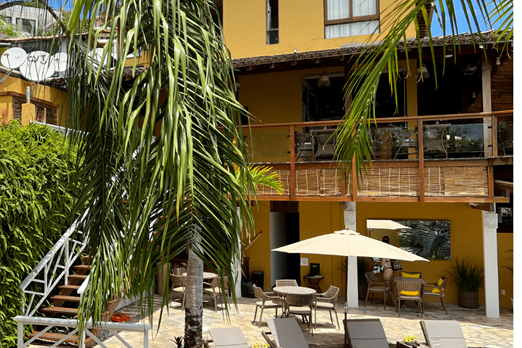 terraço restaurante e piscina.png