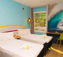 Delphin Surf Hotel