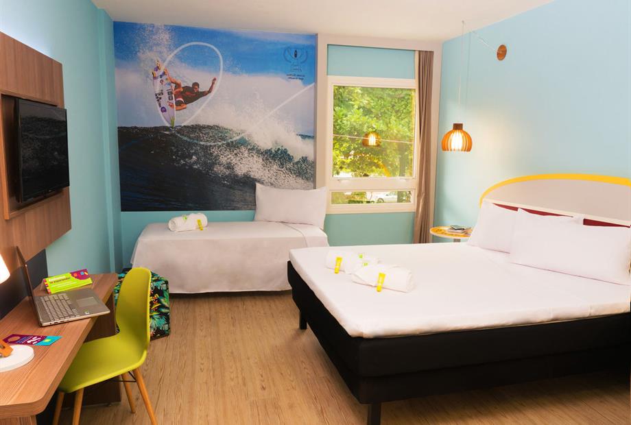 family (cama casal + sofá cama).jpg