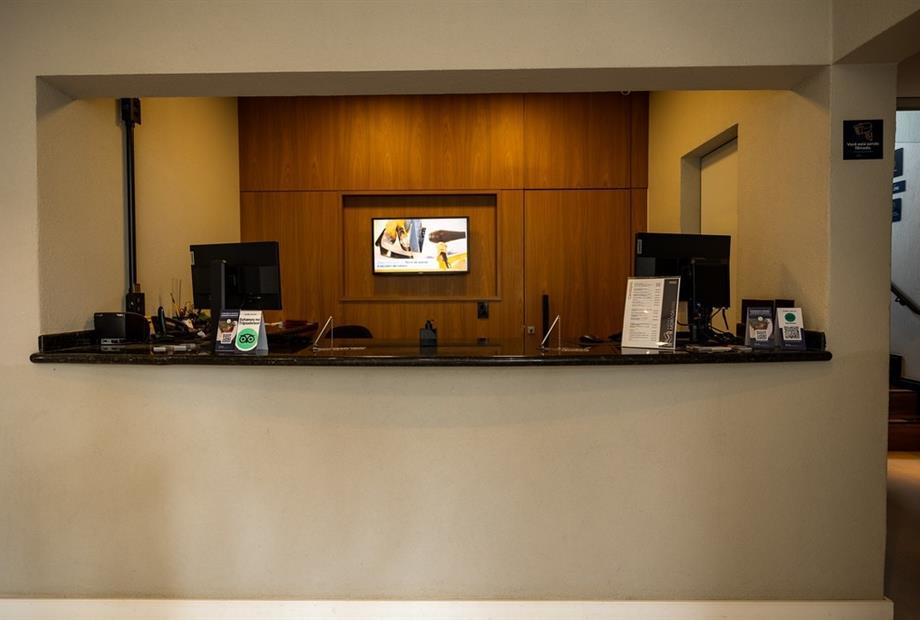 whatsapp image 2025-11-05 at 10.08.56 (1).jpeg