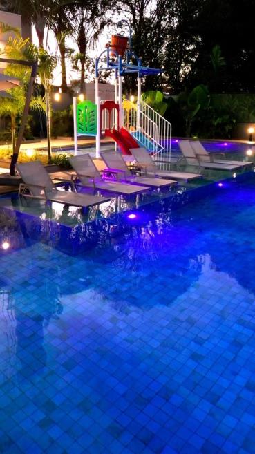 piscina 2.jpeg