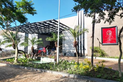 foto frente hotel- dia.jpeg