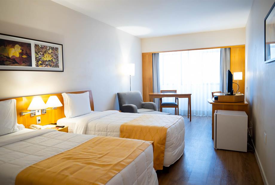 superior twin 01.jpeg