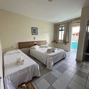 Quarto Triplo com Varanda