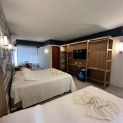 Quarto Família Deluxe com Vista Mar