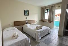 Quarto Triplo com Varanda