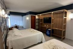 Quarto Família Deluxe com Vista Mar