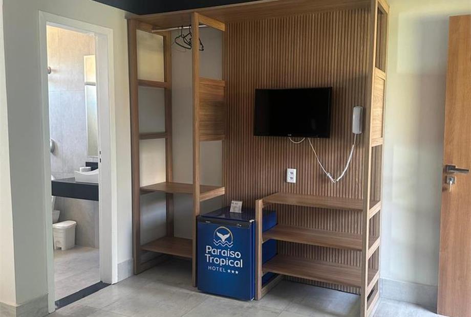 deluxe com varanda1.jpg