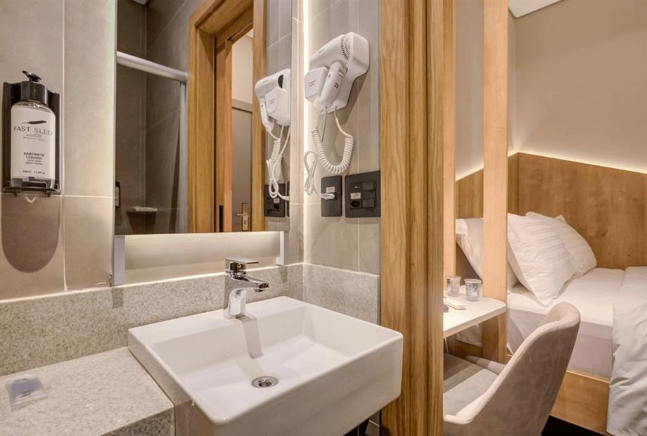 sfsu - suíte casal - banheiro (6).jpg