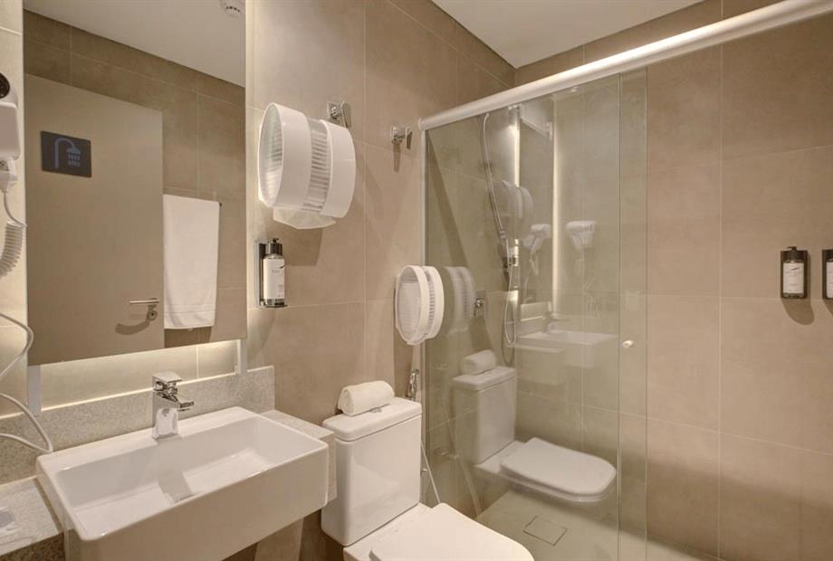 sfsu - banheiro externo (1).jpg