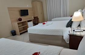 QUARTO TRIPLO DELUXE do Hotel Coral Beach
