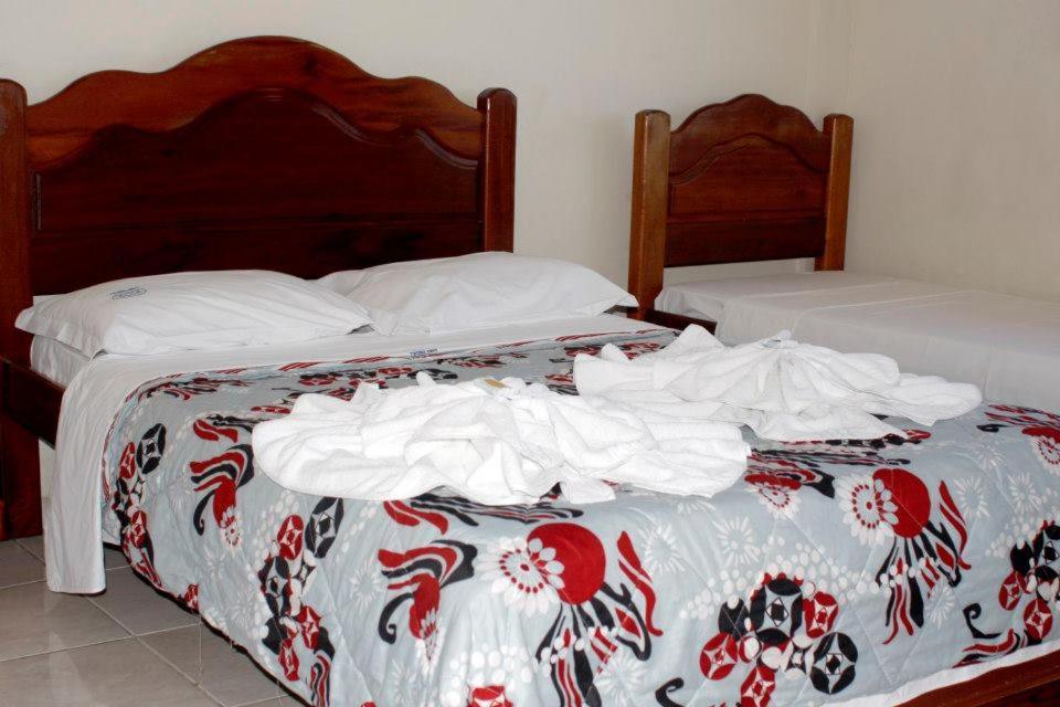 168c775f-6bb9-4bed-9046-e28003990945.jpg