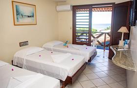 Quarto Triplo do O Tempo e o Vento Hotel