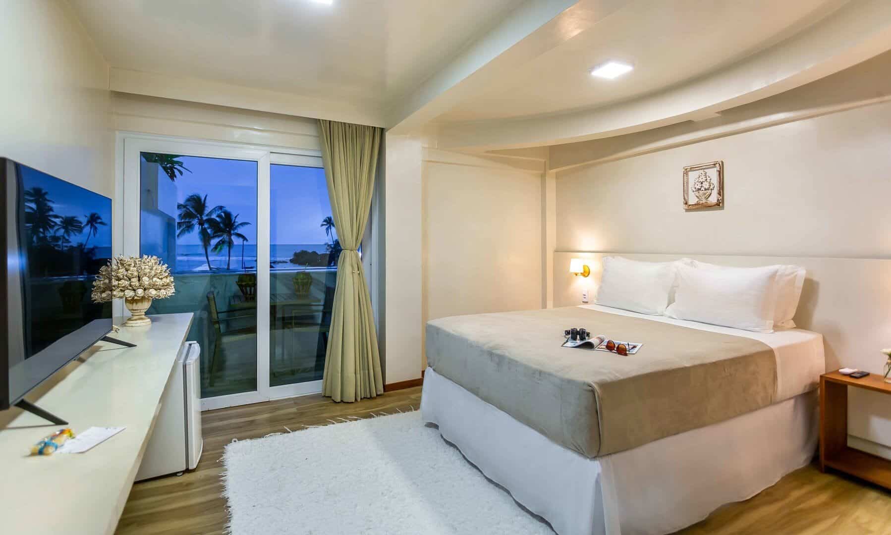 Luxo com Piscina Privativa Frente Mar