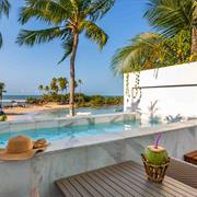 Luxo com Piscina Privativa Frente Mar