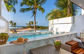 Luxo com Piscina Privativa Frente Mar do Aqua By Sambass Hotel