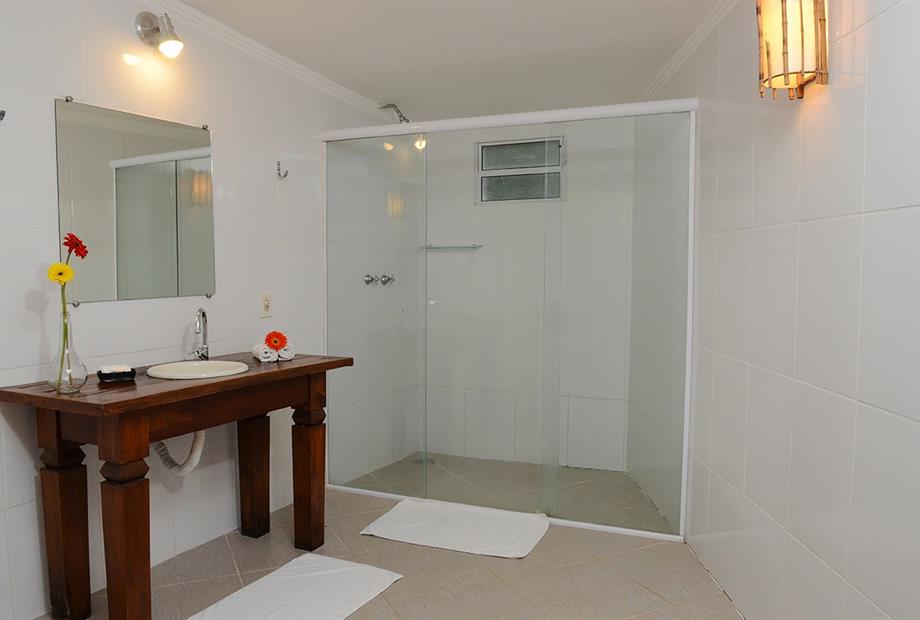 uh sabia BV banheiro 1.jpg