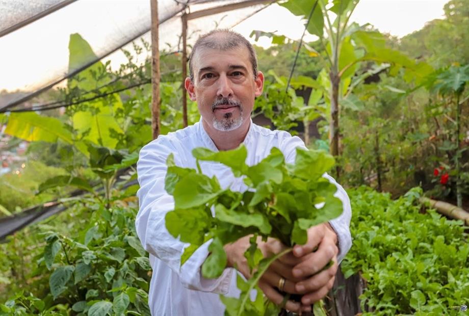 whatsapp image 2022-12-17 at 09.57.08 (12).jpeg