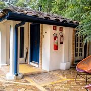 5. Casa Helicônia