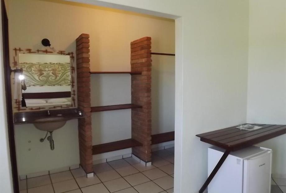 Quarto Duplo com Varanda-2.jpg