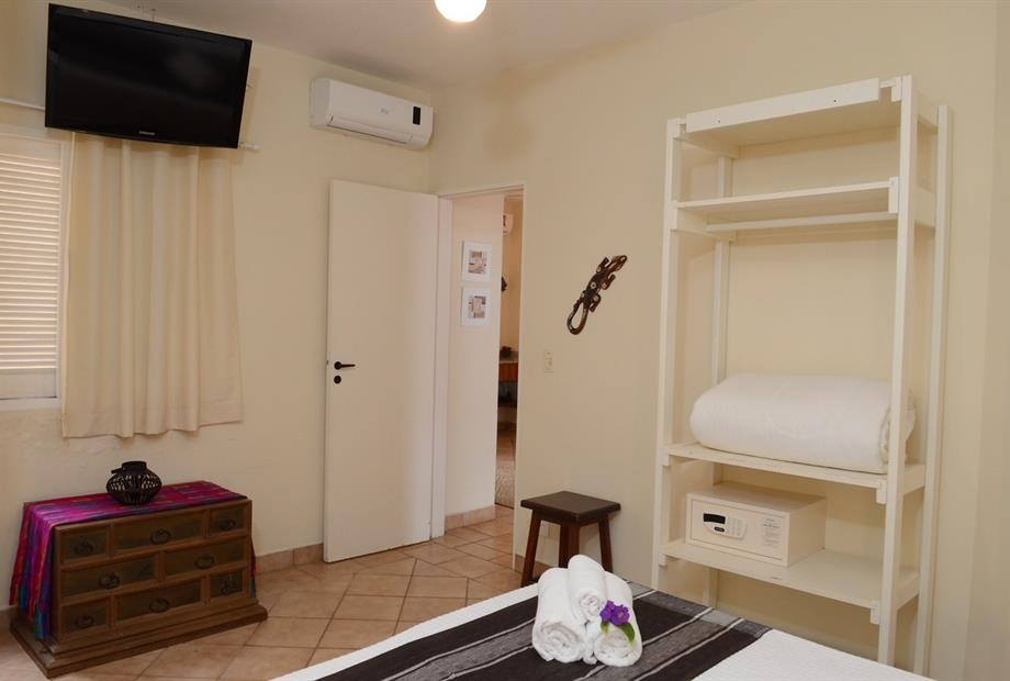 uh moreia VM 2_Easy-Resize.com (1).jpg