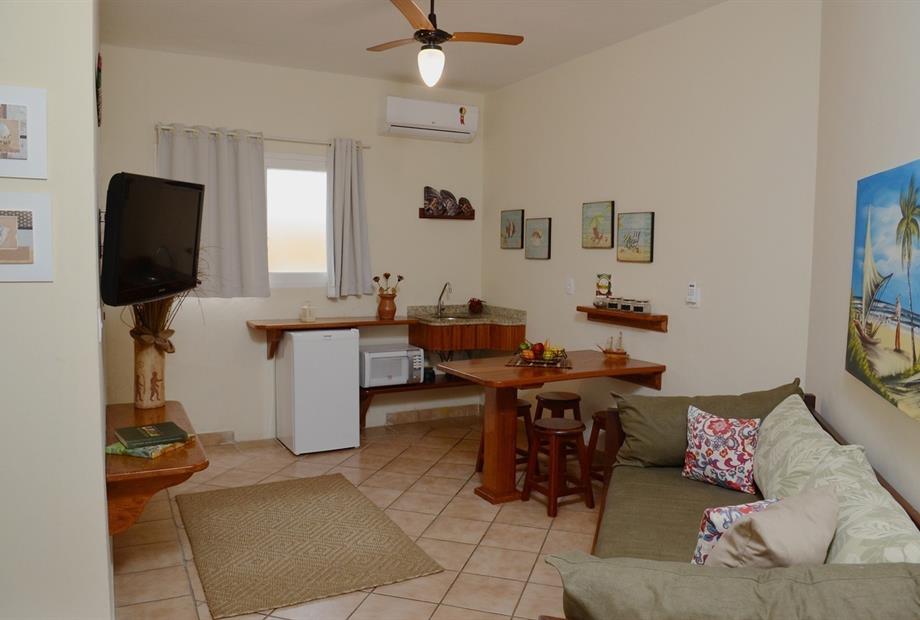 uh moreia VM 8_Easy-Resize.com.jpg