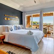 Quarto Triplo com vista para o mar
