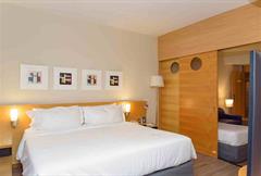 Luxo Cama Casal + Cama Solteiro